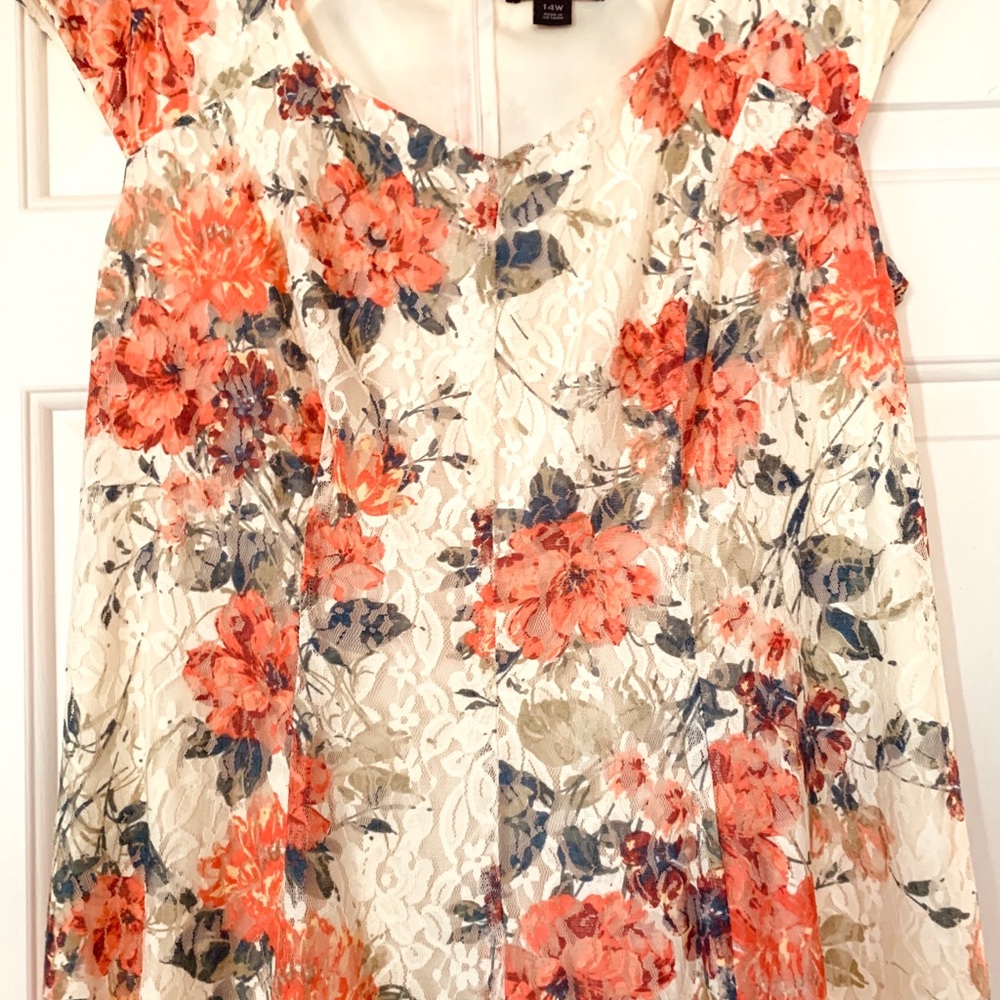 Liz Claiborne Woman Lace Sweetheart Neckline Dress